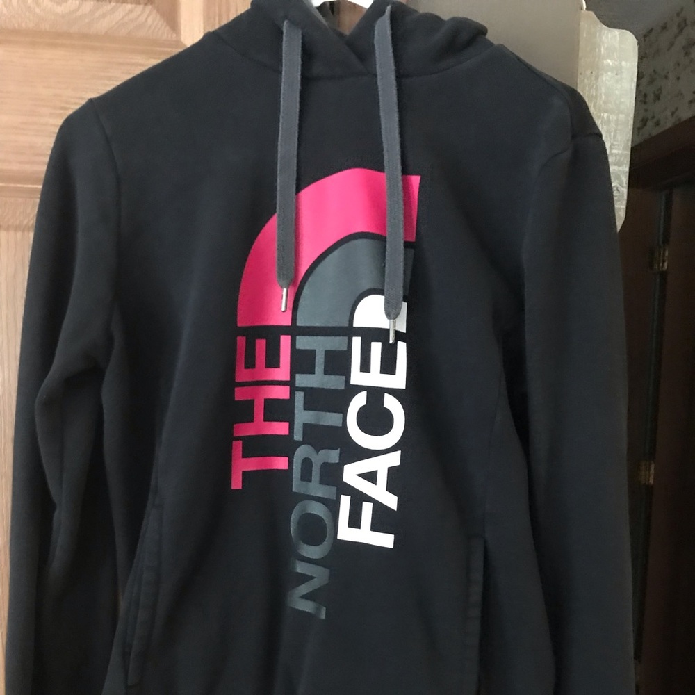 North Face sweatshirt